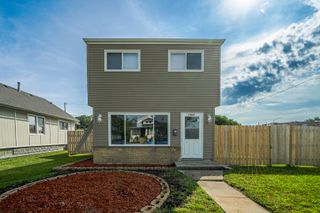 17089 Crane Avenue, Hazel Crest, IL 60429
