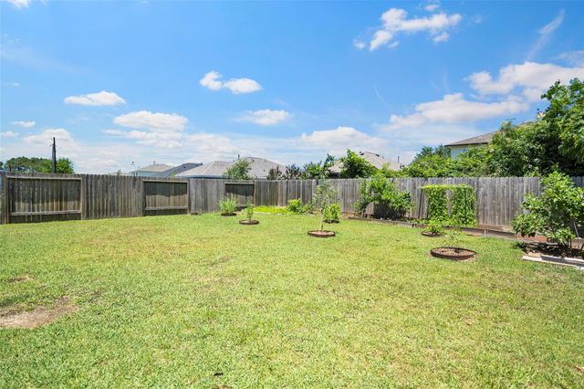 12730 Pelican Bay Drive, Houston, TX 77038
