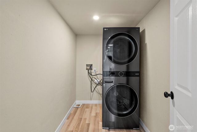 3012 SW 102nd Street, Seattle, WA 98146