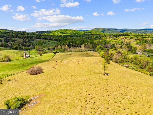 3459 CARRINGTON RD, Delaplane, VA 20144
