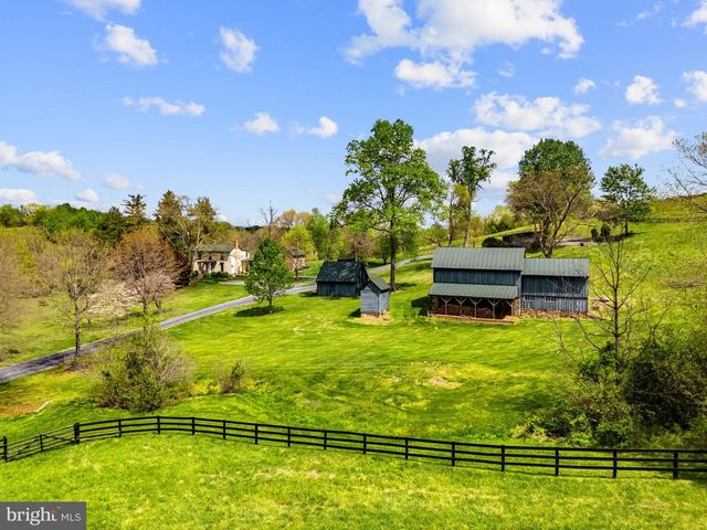 3459 CARRINGTON RD, Delaplane, VA 20144