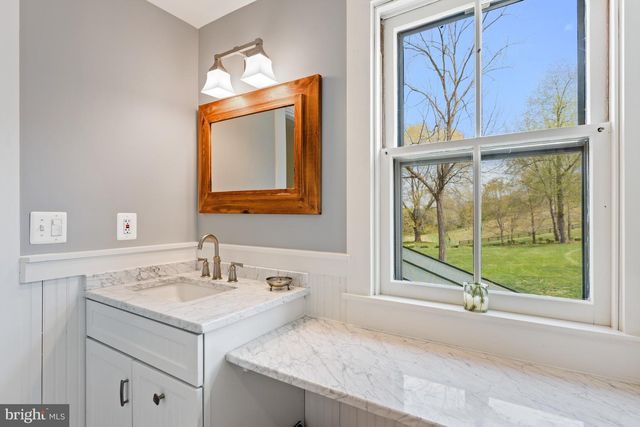 3459 CARRINGTON RD, Delaplane, VA 20144