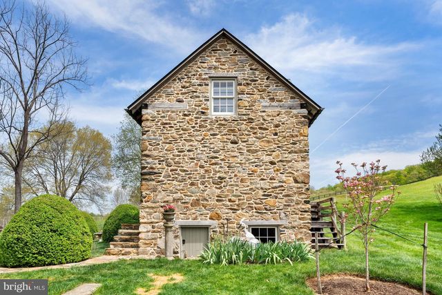 3459 CARRINGTON RD, Delaplane, VA 20144