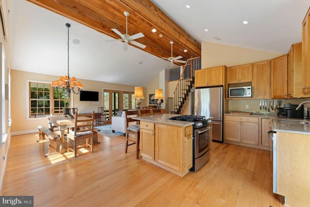 3459 CARRINGTON RD, Delaplane, VA 20144