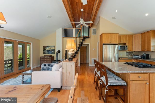 3459 CARRINGTON RD, Delaplane, VA 20144