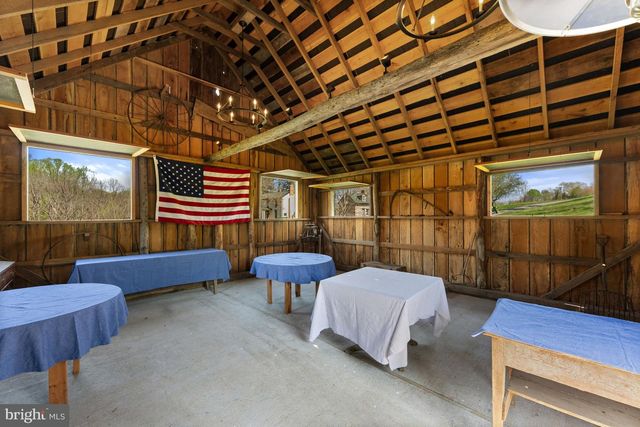 3459 CARRINGTON RD, Delaplane, VA 20144