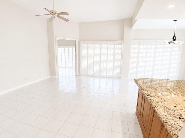 8465 BEACONHILL Road, Palm Beach Gardens, FL 33410