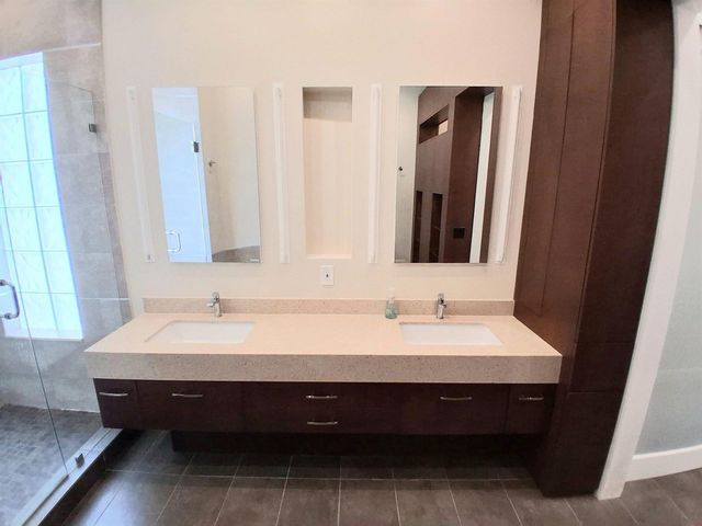 8465 BEACONHILL Road, Palm Beach Gardens, FL 33410
