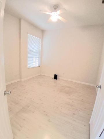 8465 BEACONHILL Road, Palm Beach Gardens, FL 33410
