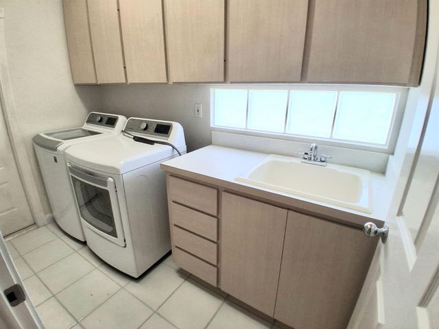 8465 BEACONHILL Road, Palm Beach Gardens, FL 33410
