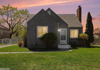 21910 Stephens Road, Saint Clair Shores, MI 48080