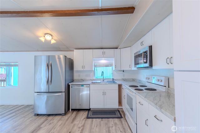8515 State Ave #63, Marysville, WA 98270