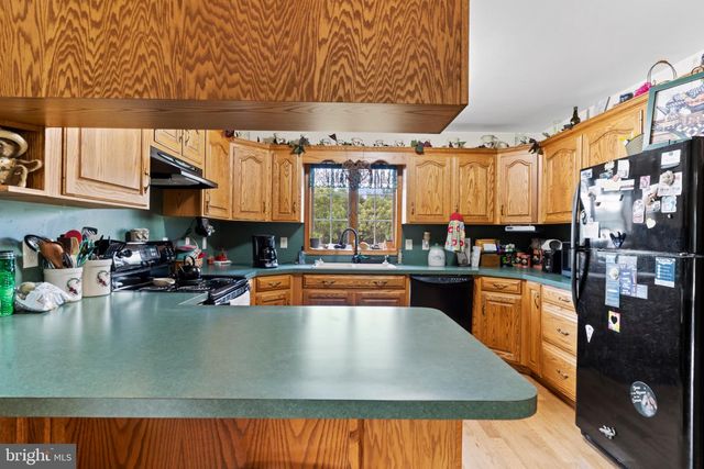 2244 COMMUNITY CENTER RD, Saint Thomas, PA 17252