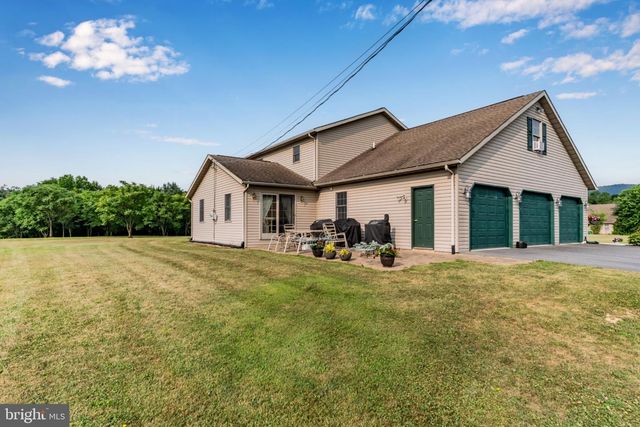2244 COMMUNITY CENTER RD, Saint Thomas, PA 17252