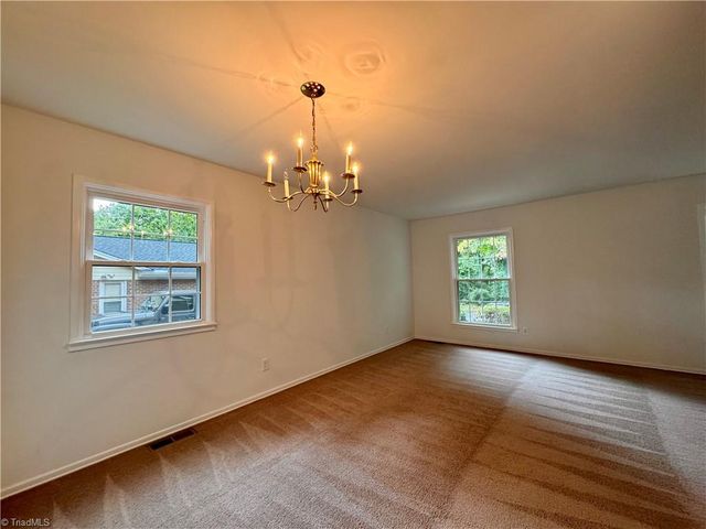 639 Woodhaven Drive, Burlington, NC 27217