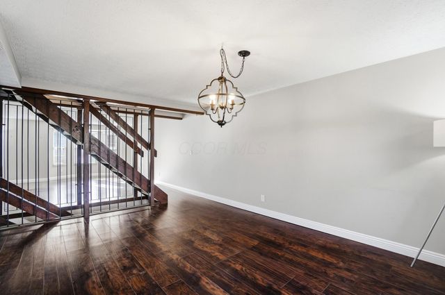 1683 Saint Albans Court, 22-83, Columbus, OH 43220