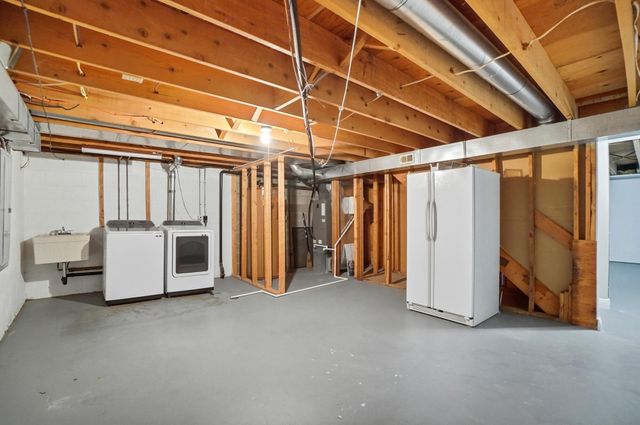 1683 Saint Albans Court, 22-83, Columbus, OH 43220