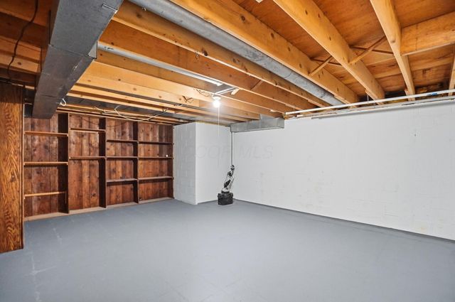 1683 Saint Albans Court, 22-83, Columbus, OH 43220