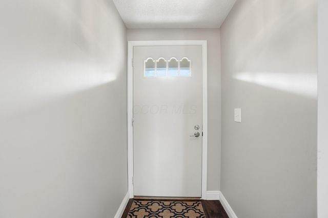 1683 Saint Albans Court, 22-83, Columbus, OH 43220