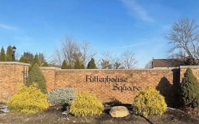 1683 Saint Albans Court, 22-83, Columbus, OH 43220