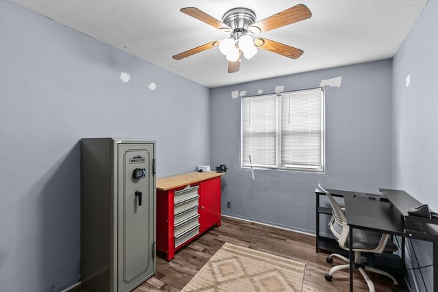 1144 39th Street, Moline, IL 61265