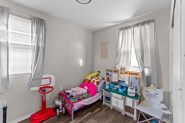 1144 39th Street, Moline, IL 61265