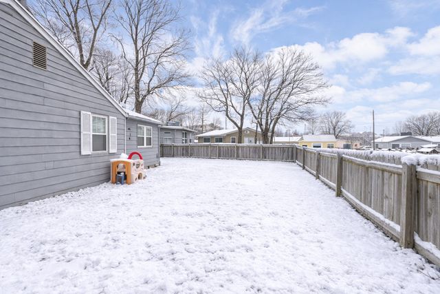 1144 39th Street, Moline, IL 61265