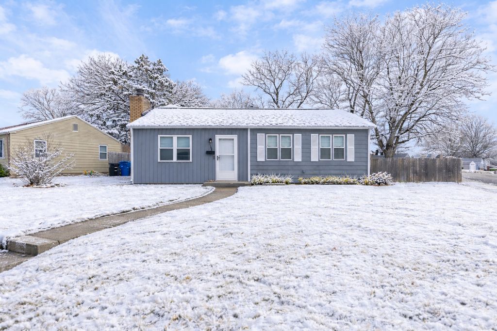 1144 39th Street, Moline, IL 61265