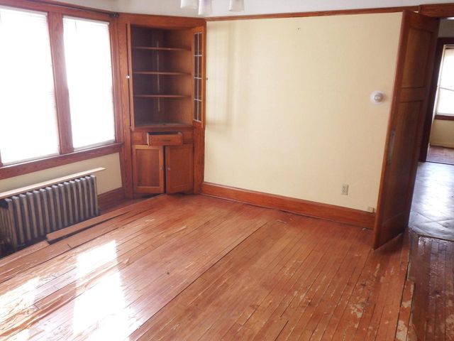 3103 W Juneau AVENUE, Milwaukee, WI 53208