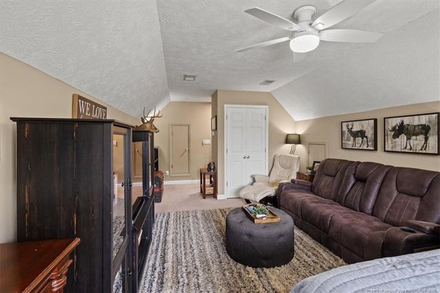 7202 Scenic View Drive, Fayetteville, NC 28306