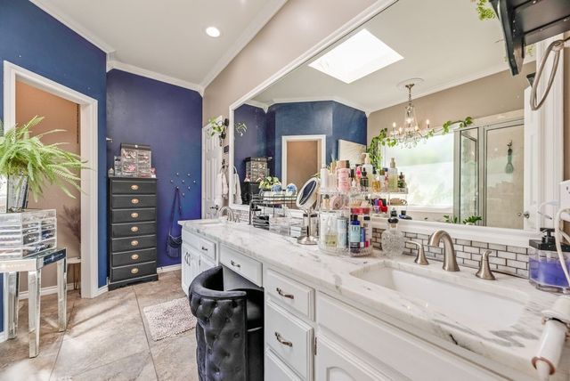3910 Kingsferry Court, Arlington, TX 76016