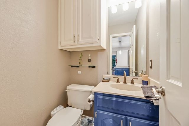 3910 Kingsferry Court, Arlington, TX 76016