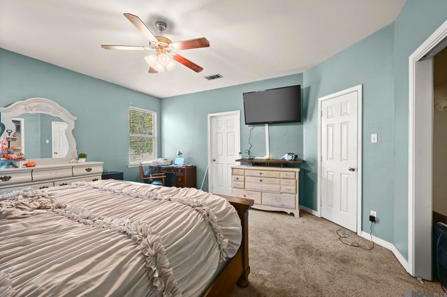 9160 Kanawha Ct, Denham Springs, LA 70726