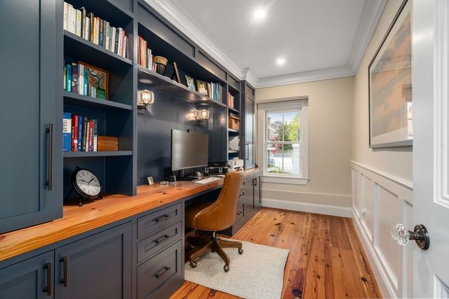 15 Lawnwood Place, Boston, MA 02129