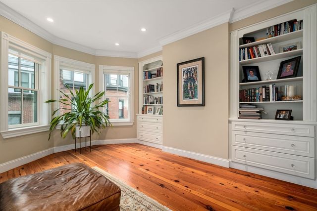 15 Lawnwood Place, Boston, MA 02129