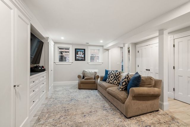 15 Lawnwood Place, Boston, MA 02129