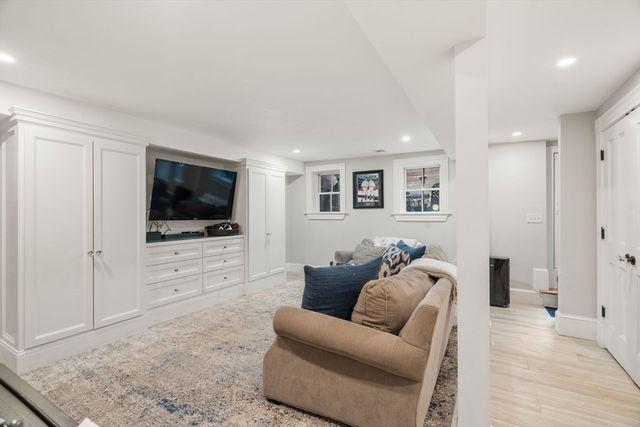 15 Lawnwood Place, Boston, MA 02129
