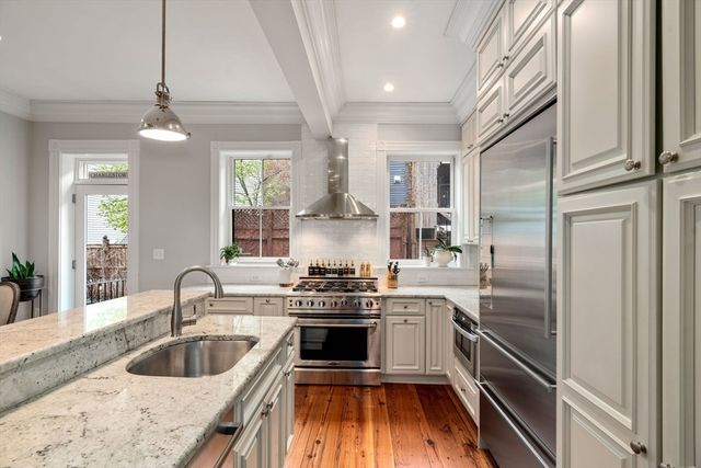 15 Lawnwood Place, Boston, MA 02129