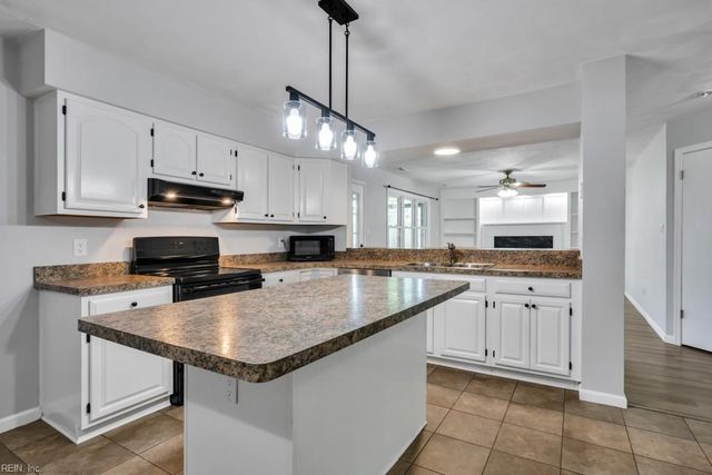 1184 Northvale DR, Virginia Beach, VA 23464