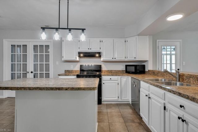 1184 Northvale DR, Virginia Beach, VA 23464