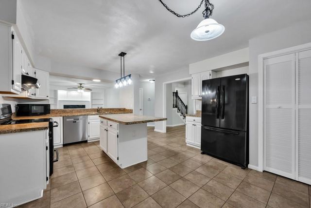 1184 Northvale DR, Virginia Beach, VA 23464