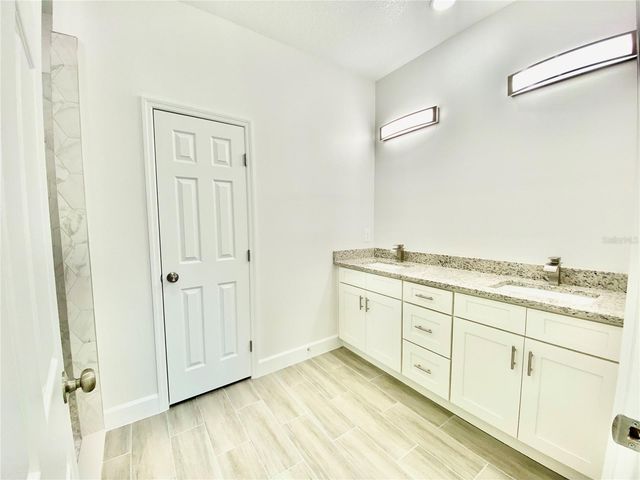 10000 MASSEY STREET, Orlando, FL 32825