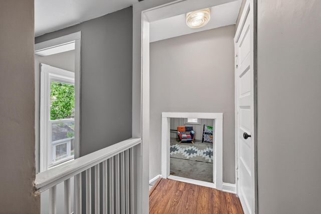 819 26th Avenue NE, Minneapolis, MN 55418