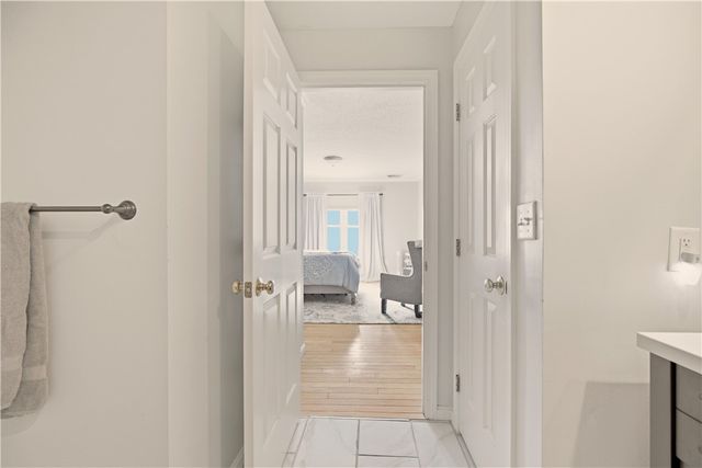 3524 West Shore Rd. Building C-704 Road C-704, Warwick, RI 02886