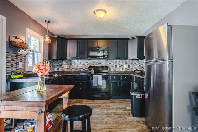 108 N 2nd Street, Scottsburg, IN 47170