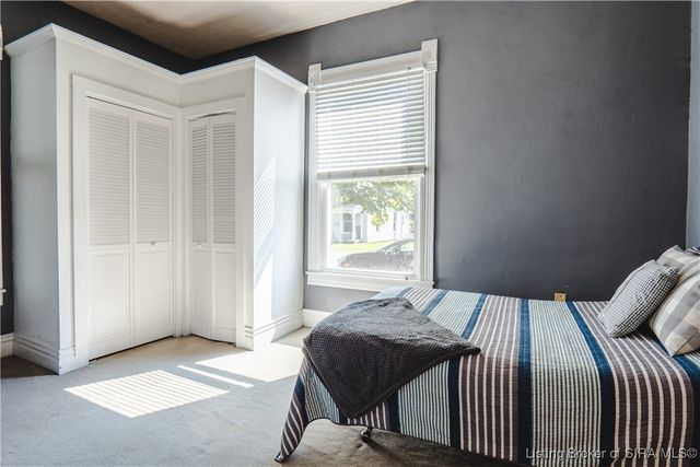 108 N 2nd Street, Scottsburg, IN 47170