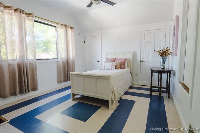 108 N 2nd Street, Scottsburg, IN 47170