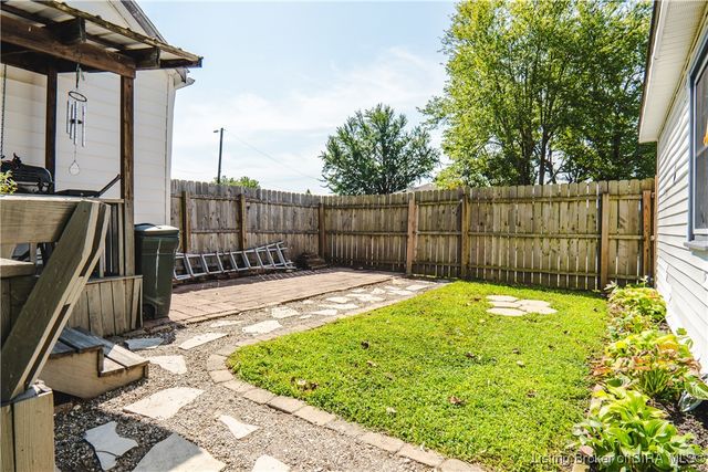 108 N 2nd Street, Scottsburg, IN 47170