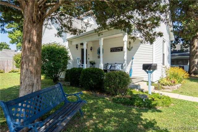 108 N 2nd Street, Scottsburg, IN 47170