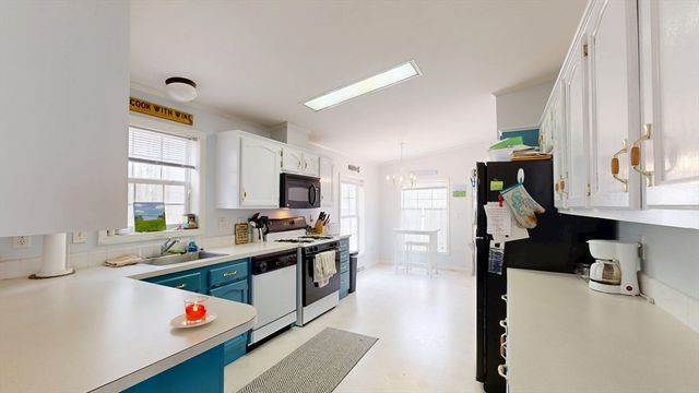 1307 Blueberry Circle, Middleboro, MA 02346